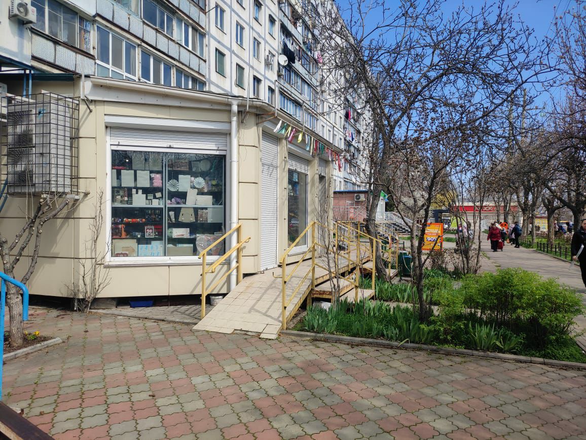 Аренда фасадного помещения на Таирова