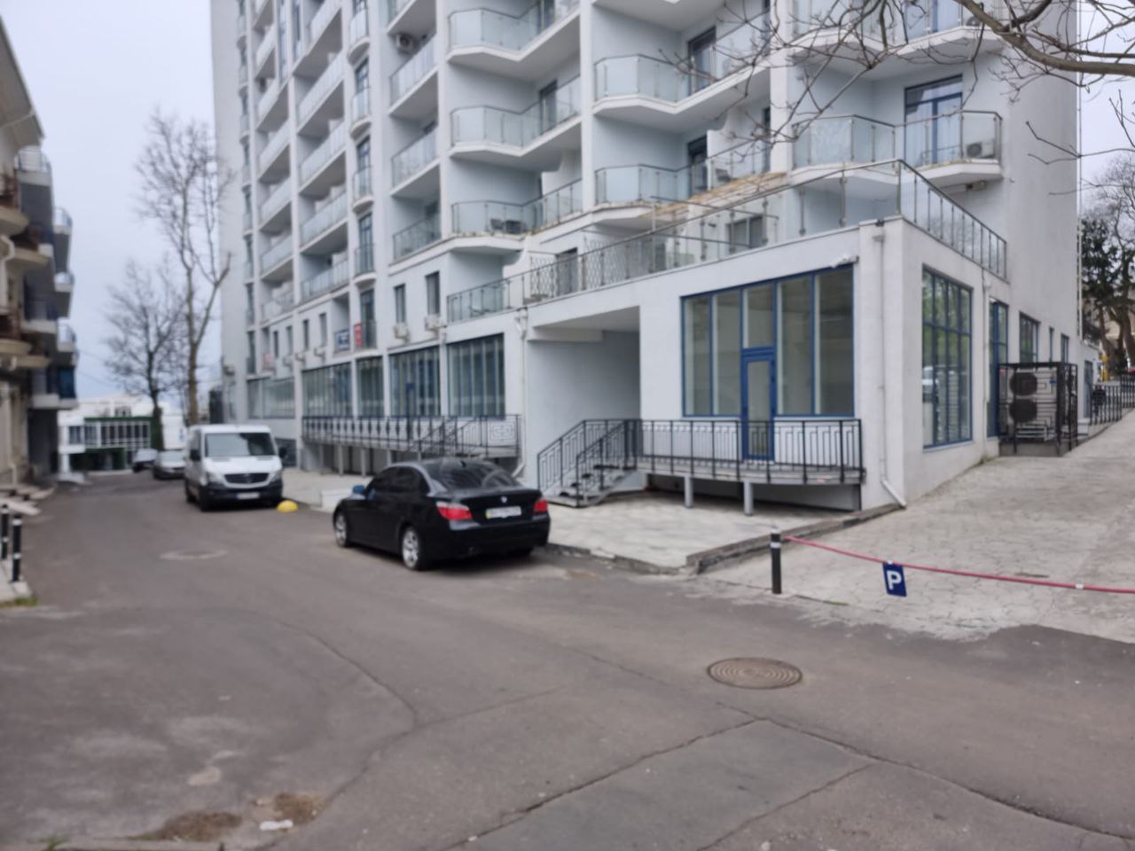 Продажа коммерческого помещения в ЖК