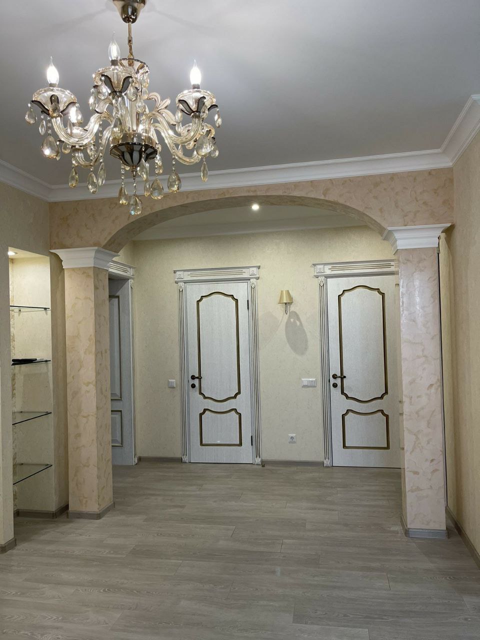 Продажа 2-комнатной квартиры в ЖК