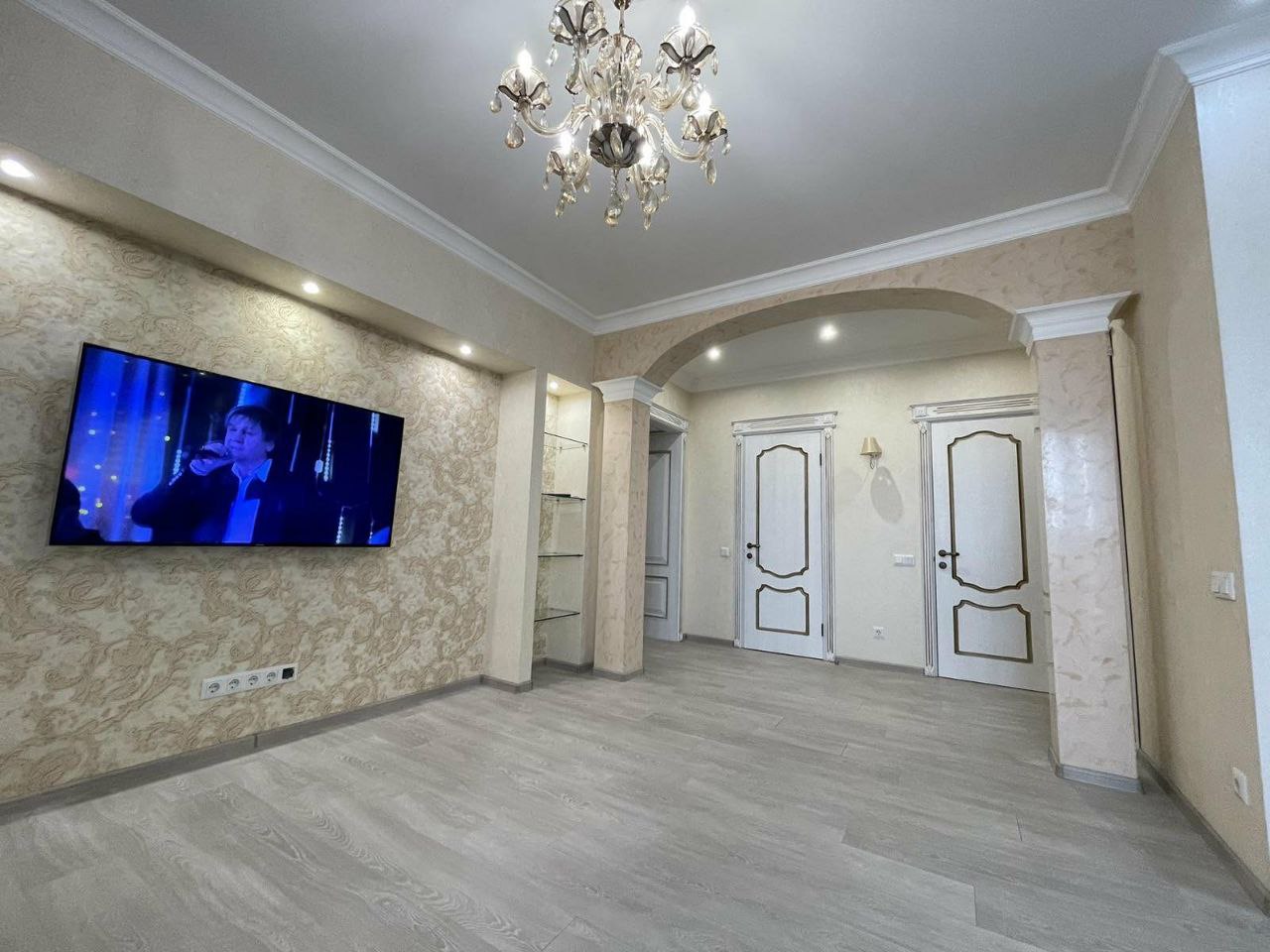 Продажа 2-комнатной квартиры в ЖК