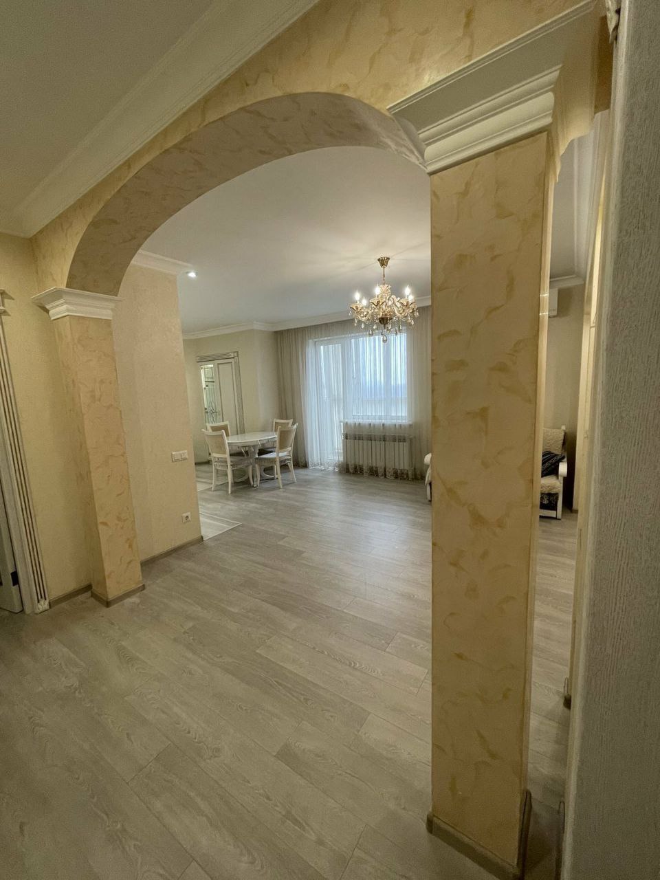 Продажа 2-комнатной квартиры в ЖК
