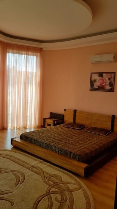 Дом в районе 10ст. Большого Фонтана