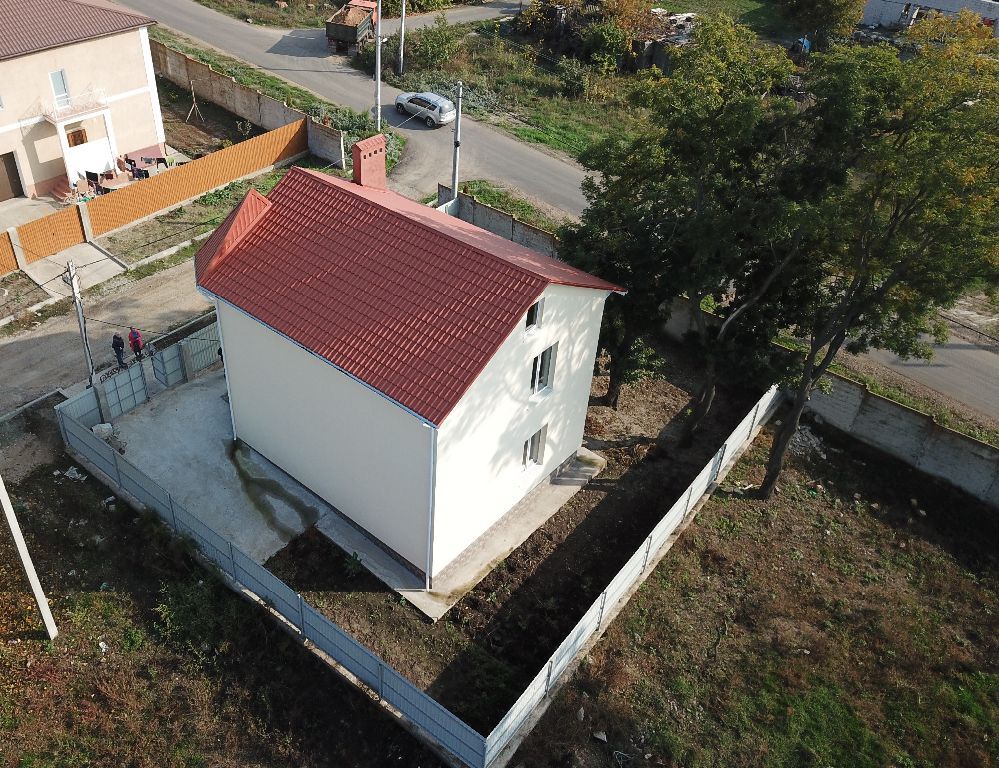 Дом в Червоном Хуторе
